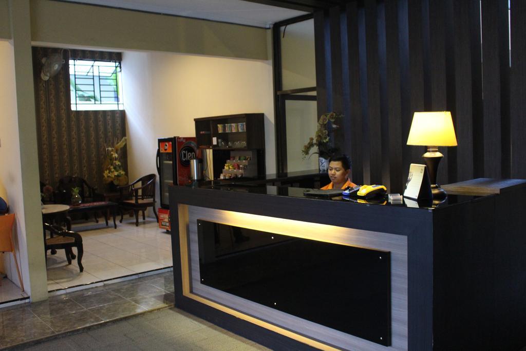Penginapan Asiera Banyuwangi  Buitenkant foto